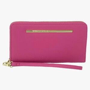 Steve Madden pink wallet with wristlet
